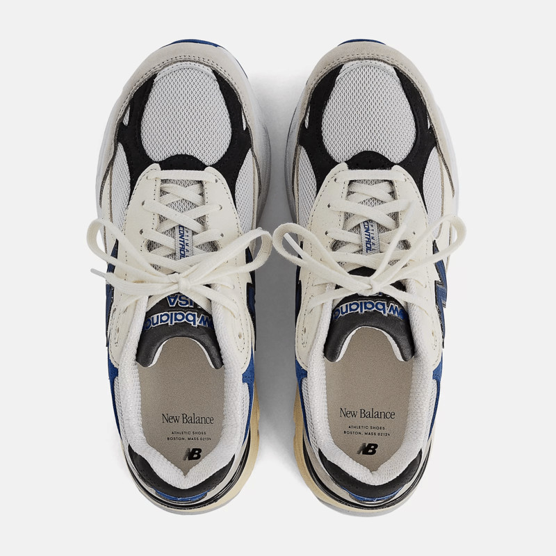 ニューバランス M990V3 ホワイト/ブルー(M990WB3) New Balance 990 V3 Made in USA White/Blue | M990WB3 | Grailify